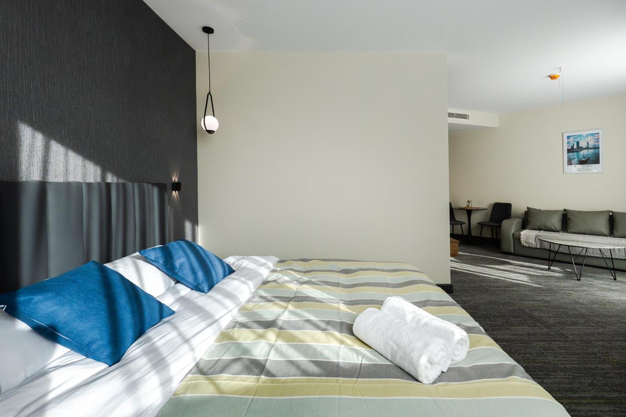 Nova Luxe Hotel & Residences Batumi Ngoại thất bức ảnh