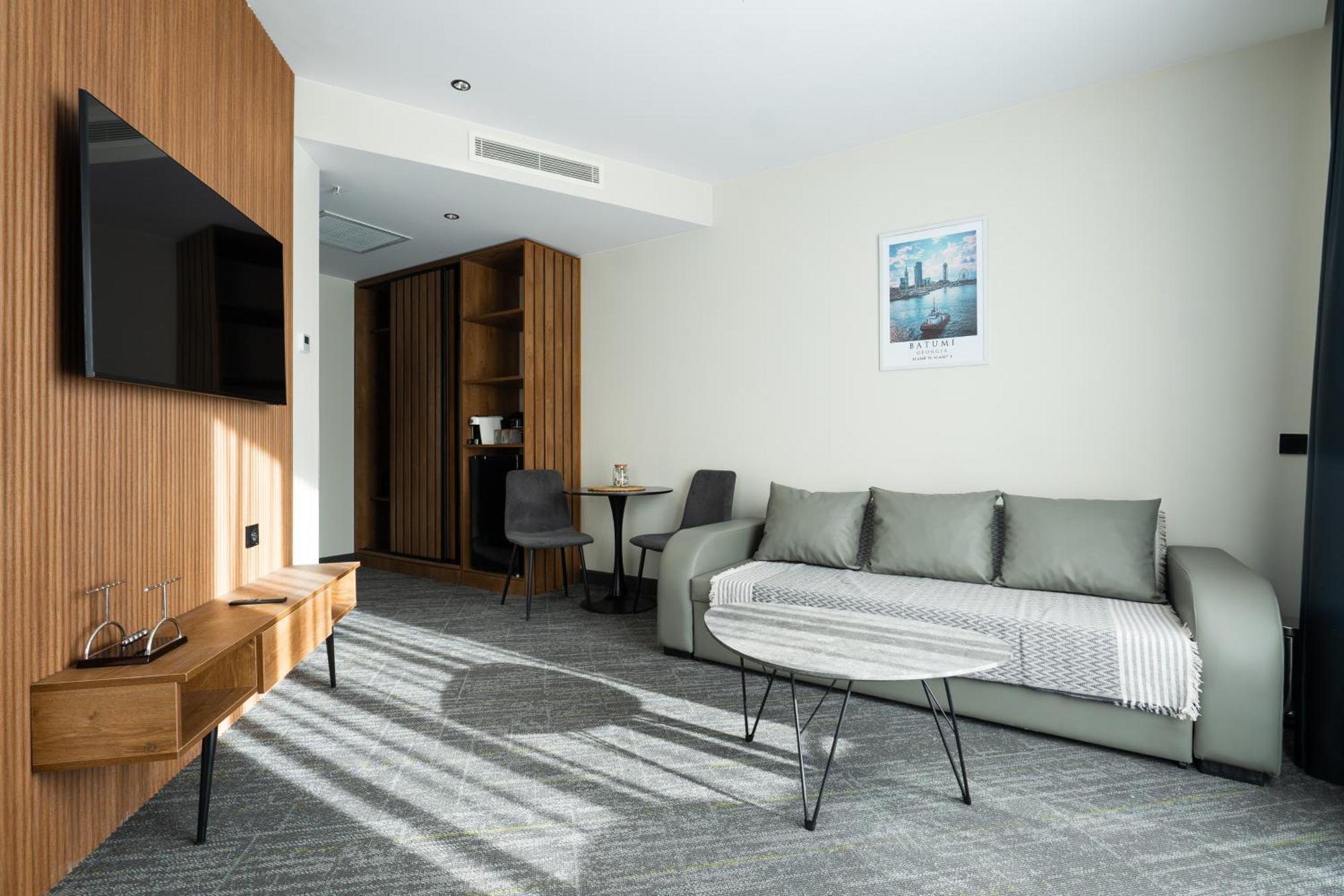 Nova Luxe Hotel & Residences Batumi Ngoại thất bức ảnh