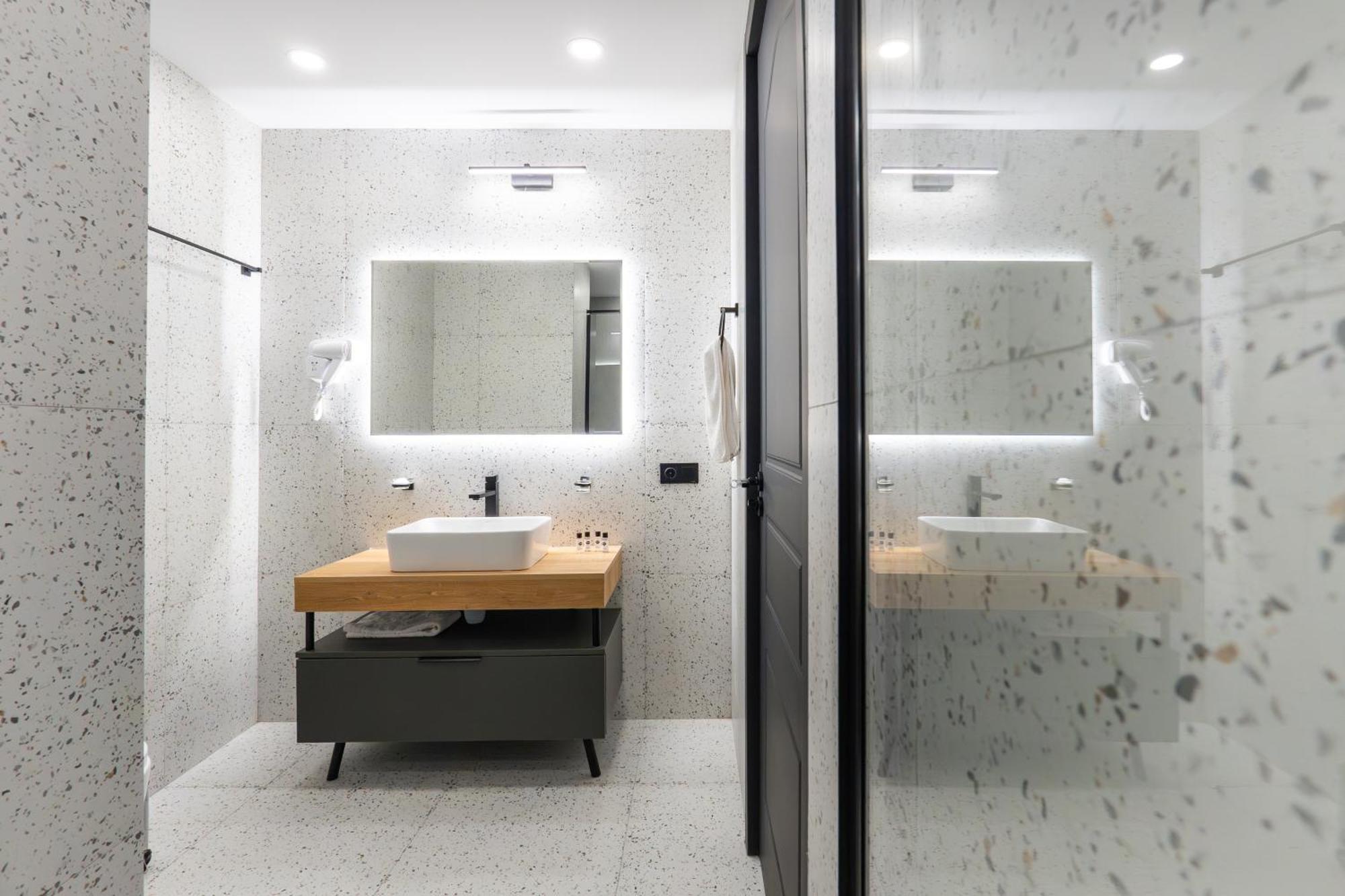 Nova Luxe Hotel & Residences Batumi Ngoại thất bức ảnh